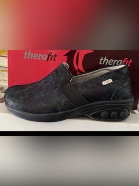 Therafit Womens Annie Leather Slip-On Shoes Flower Haze 36 EU / 5.5-6 US